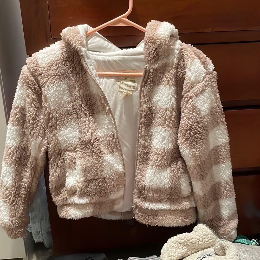 RSQ fuzzy pink and white zip up jacket